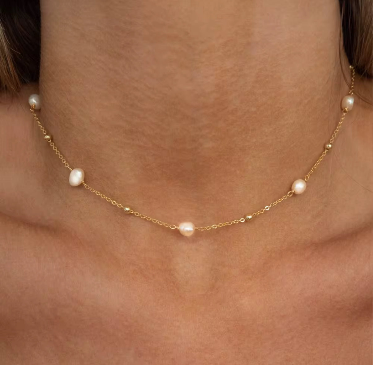 Luna Freshwater Pearl Choker