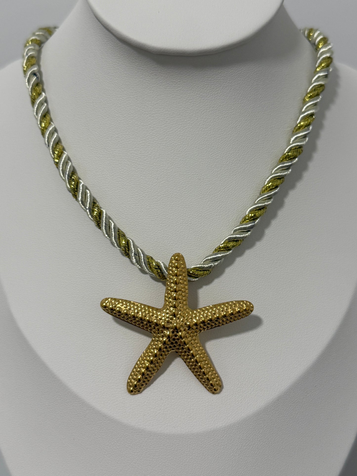 Solmare Star Necklace